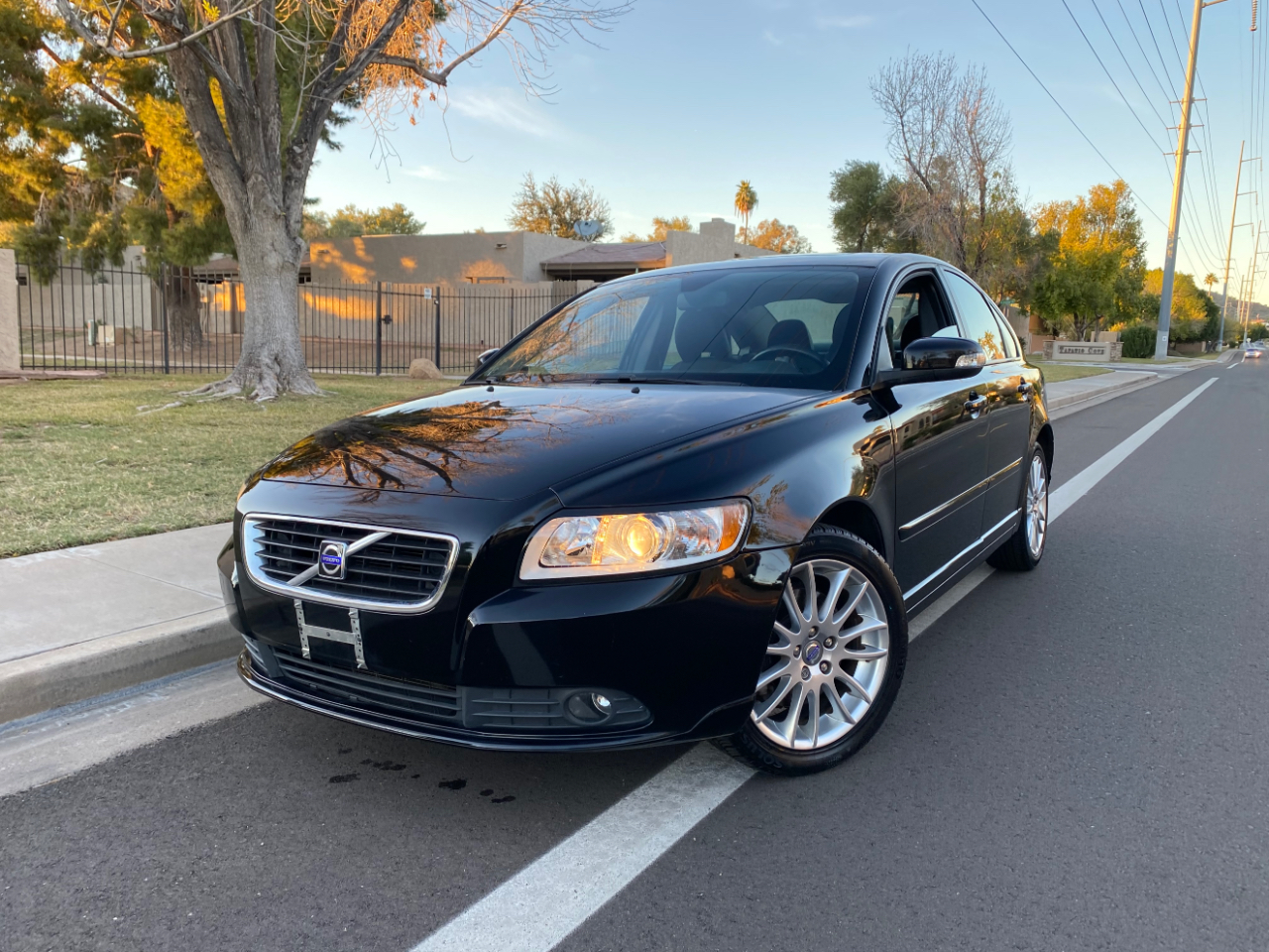 Volvo S40 4dr Sdn Auto FWD 2010