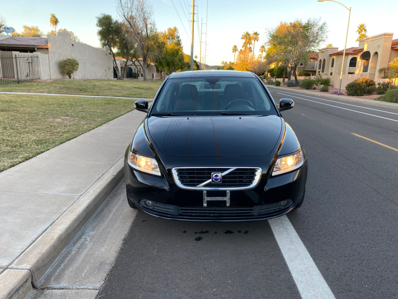 Volvo S40 4dr Sdn Auto FWD 2010