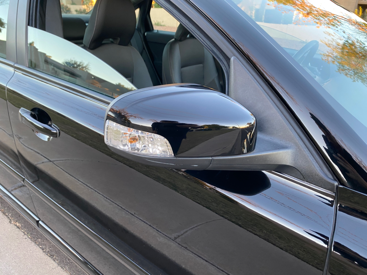 Volvo S40 4dr Sdn Auto FWD 2010