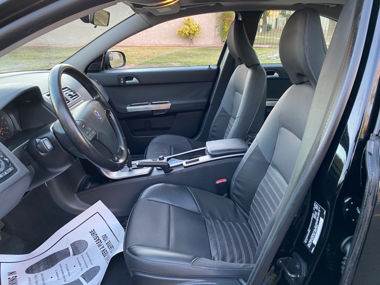 Volvo S40 4dr Sdn Auto FWD 2010