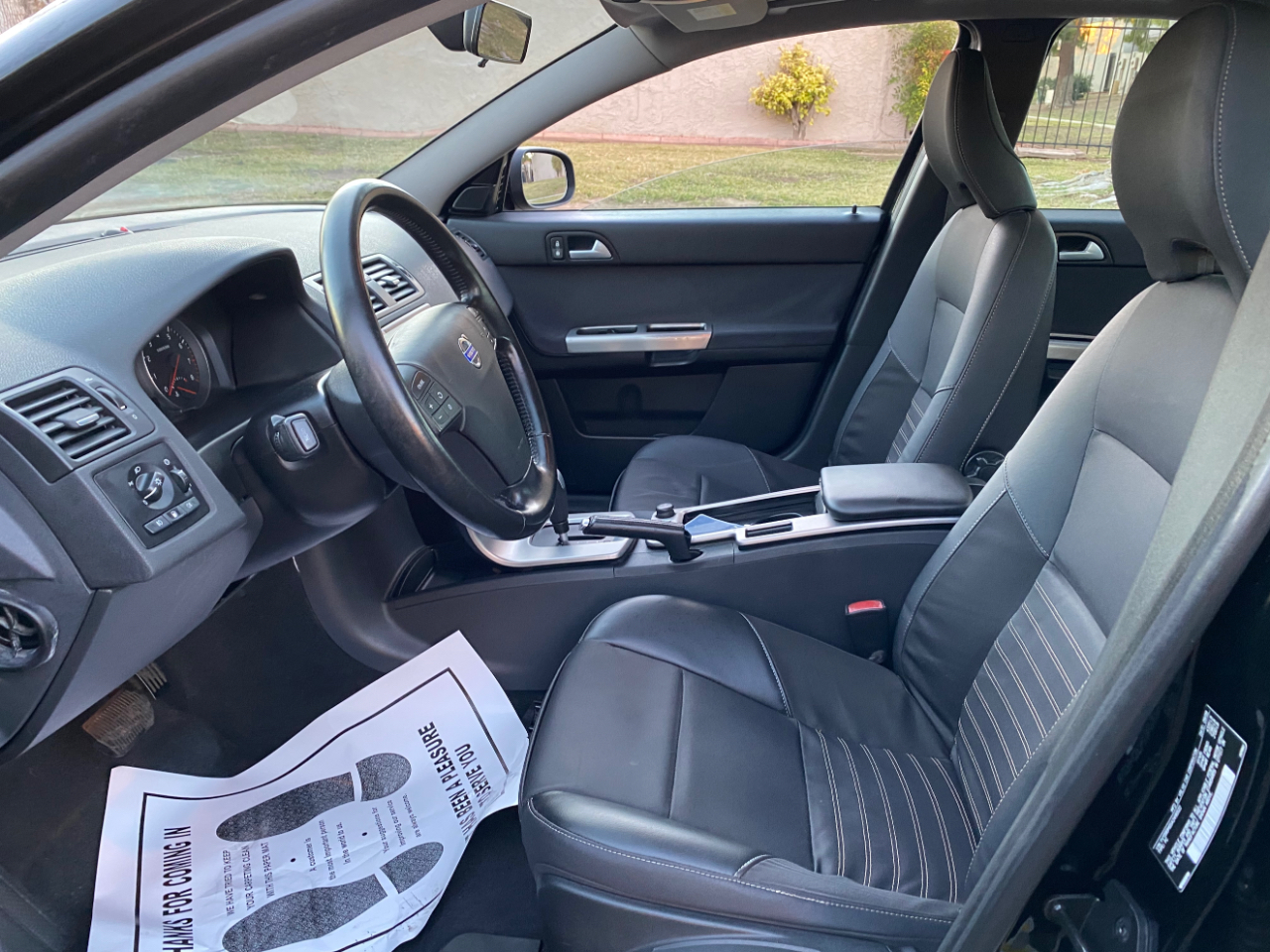 Volvo S40 4dr Sdn Auto FWD 2010