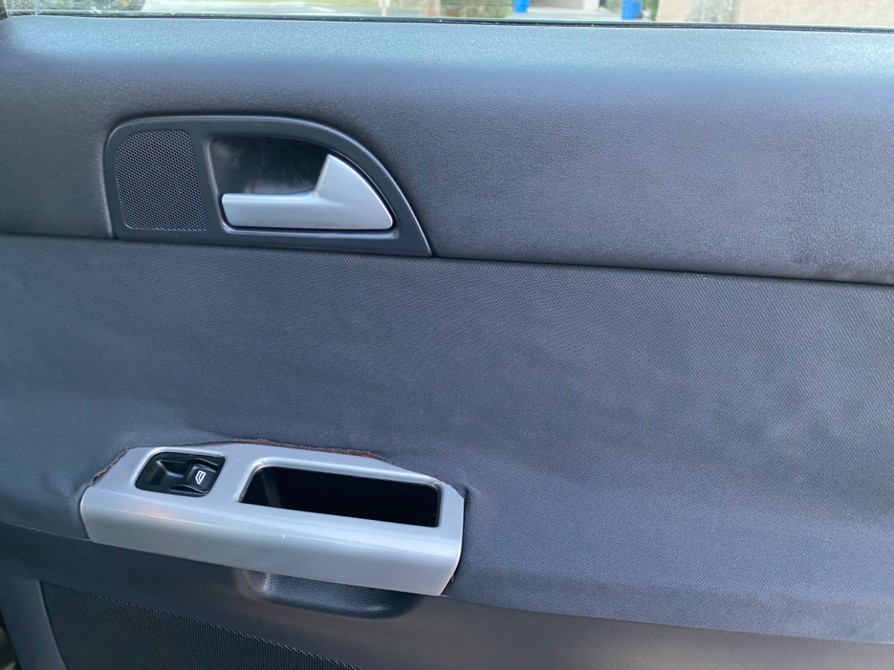 Volvo S40 4dr Sdn Auto FWD 2010