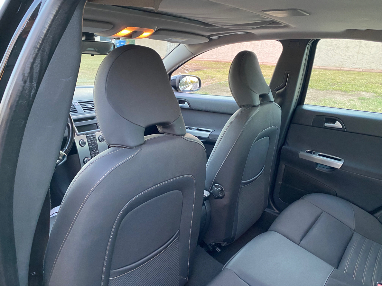 Volvo S40 4dr Sdn Auto FWD 2010