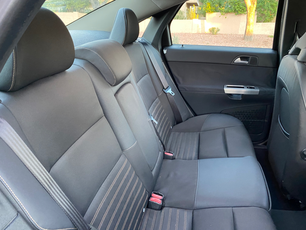 Volvo S40 4dr Sdn Auto FWD 2010