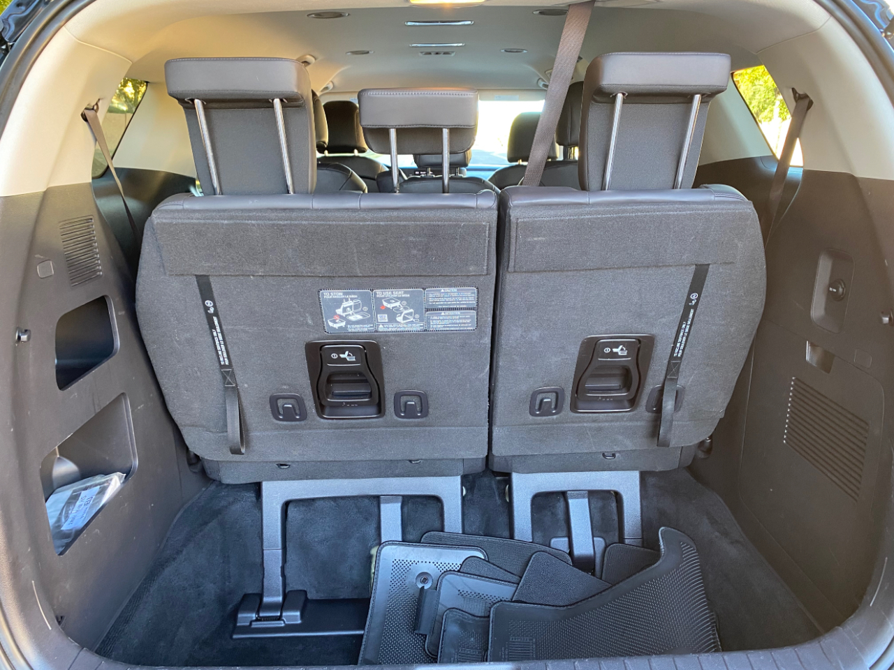 Kia Carnival LX FWD w/Seat Pkg 2024