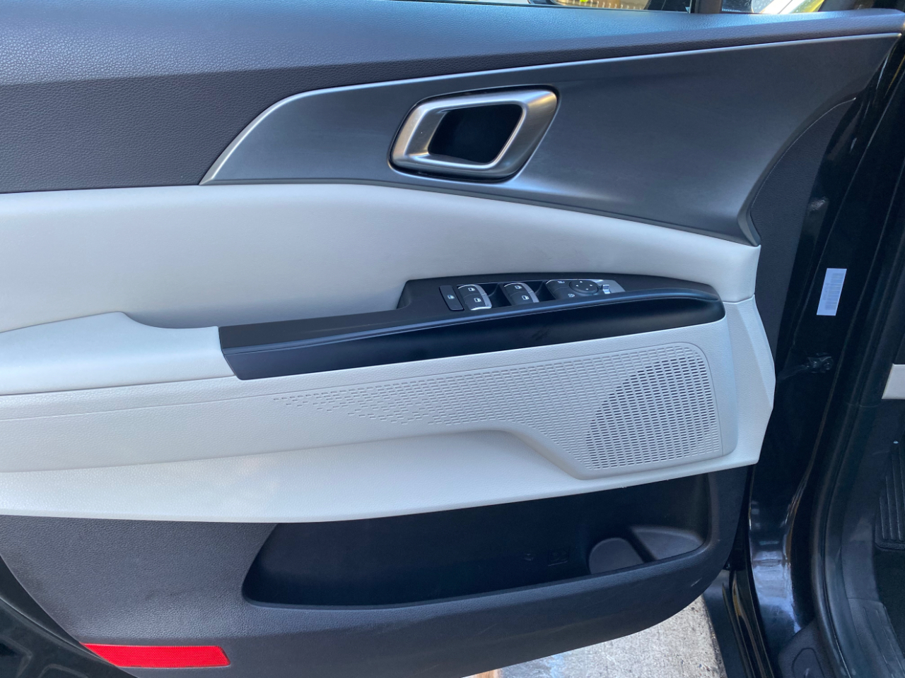 Kia Carnival LX FWD w/Seat Pkg 2024