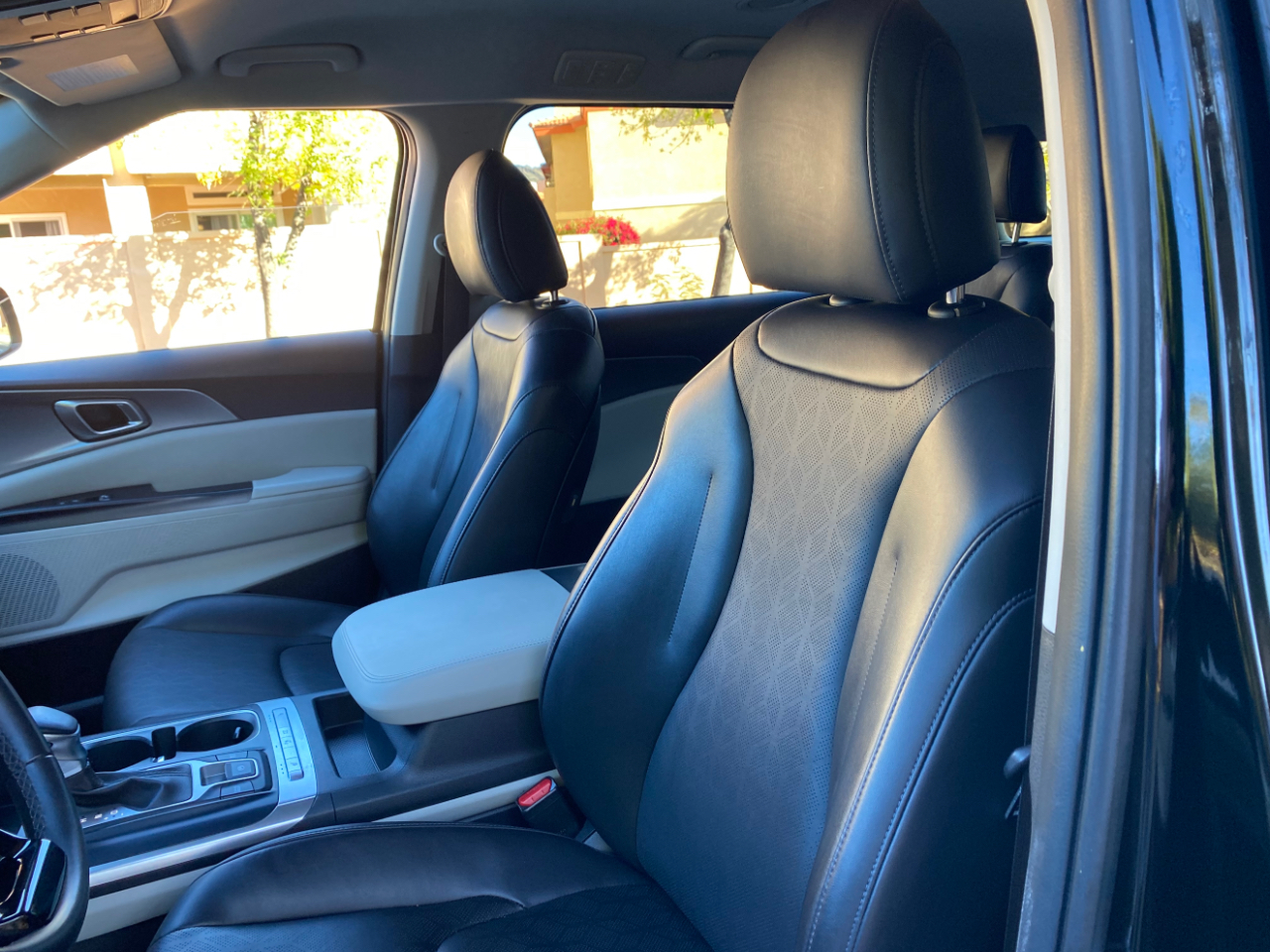 Kia Carnival LX FWD w/Seat Pkg 2024