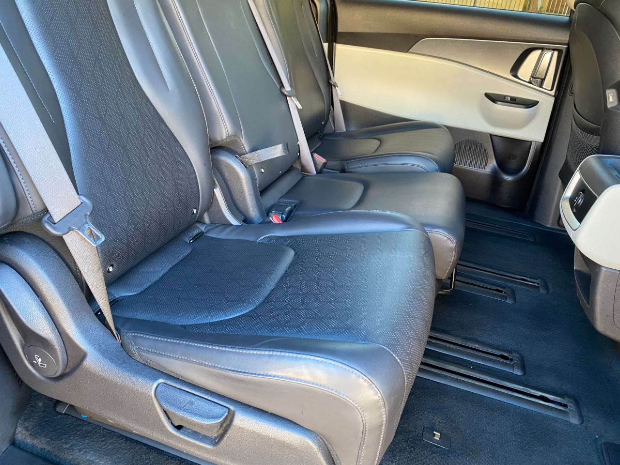 Kia Carnival LX FWD w/Seat Pkg 2024