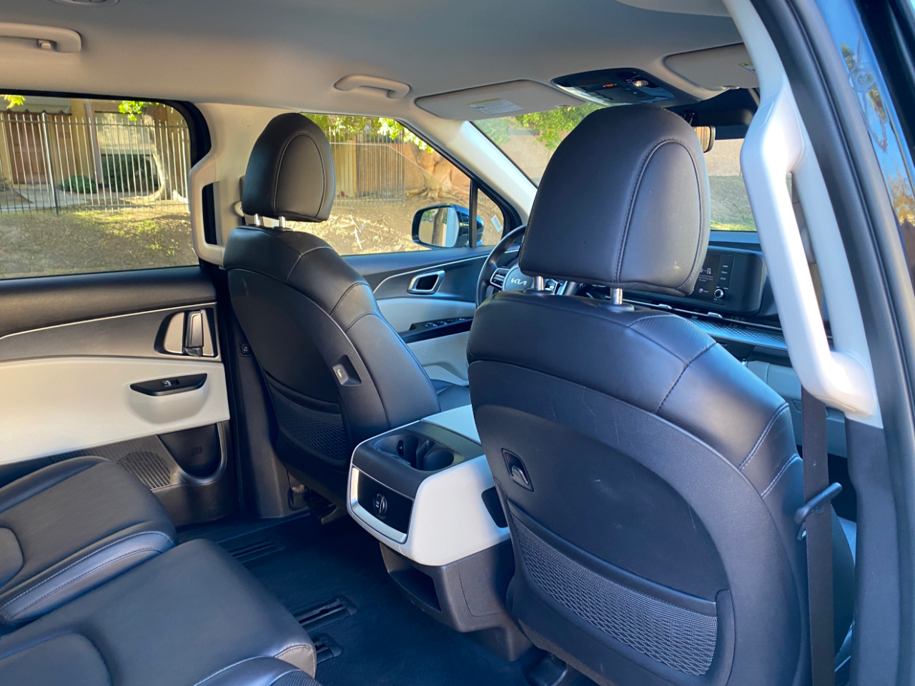 Kia Carnival LX FWD w/Seat Pkg 2024