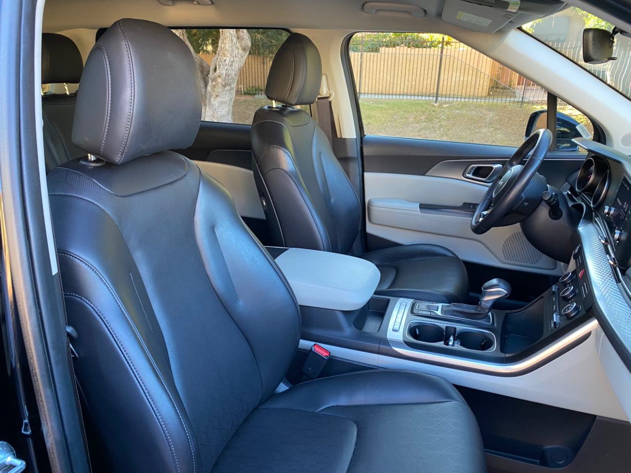 Kia Carnival LX FWD w/Seat Pkg 2024