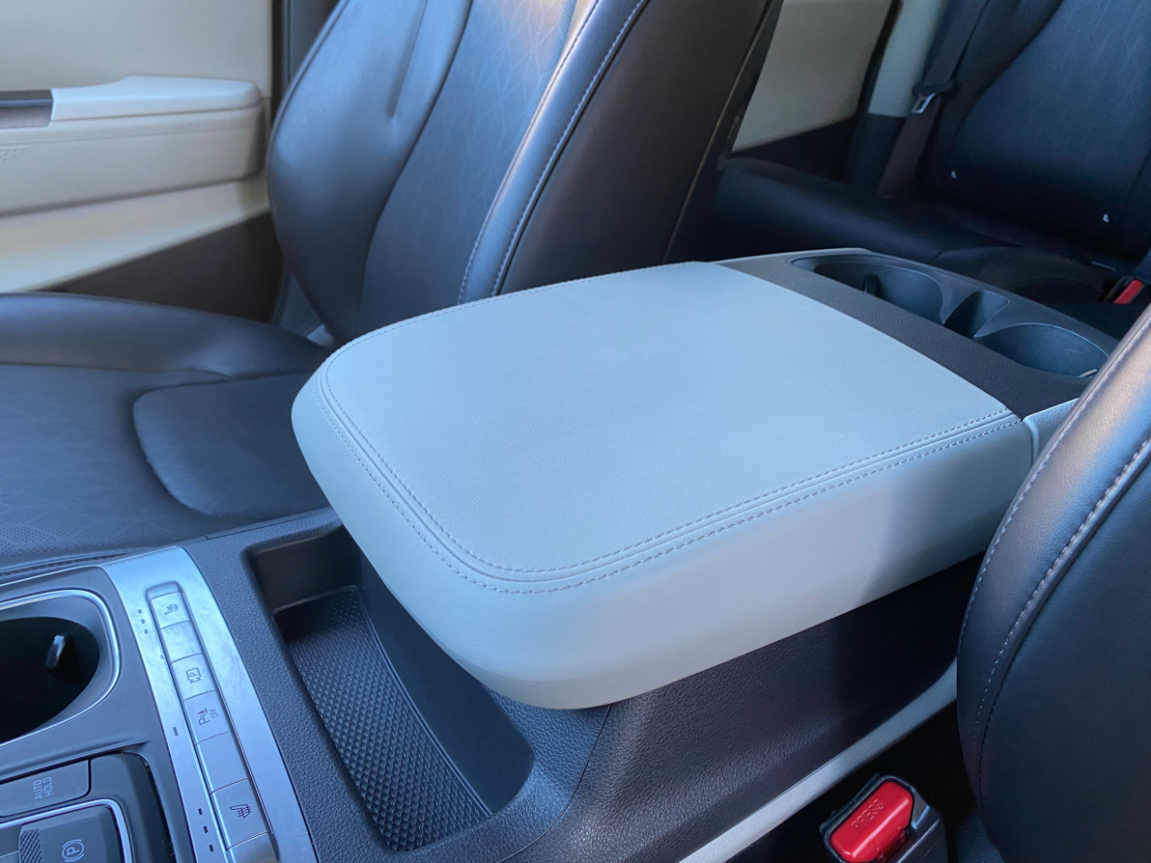 Kia Carnival LX FWD w/Seat Pkg 2024