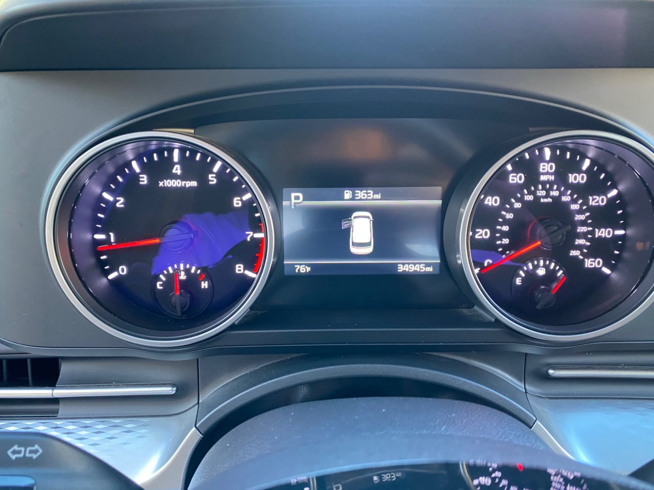 Kia Carnival LX FWD w/Seat Pkg 2024