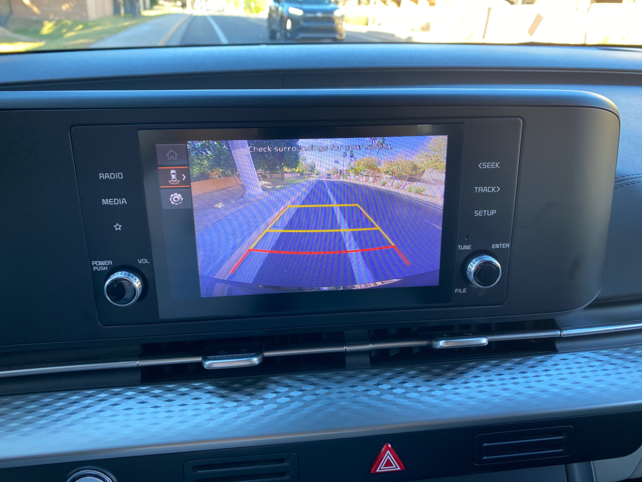 Kia Carnival LX FWD w/Seat Pkg 2024