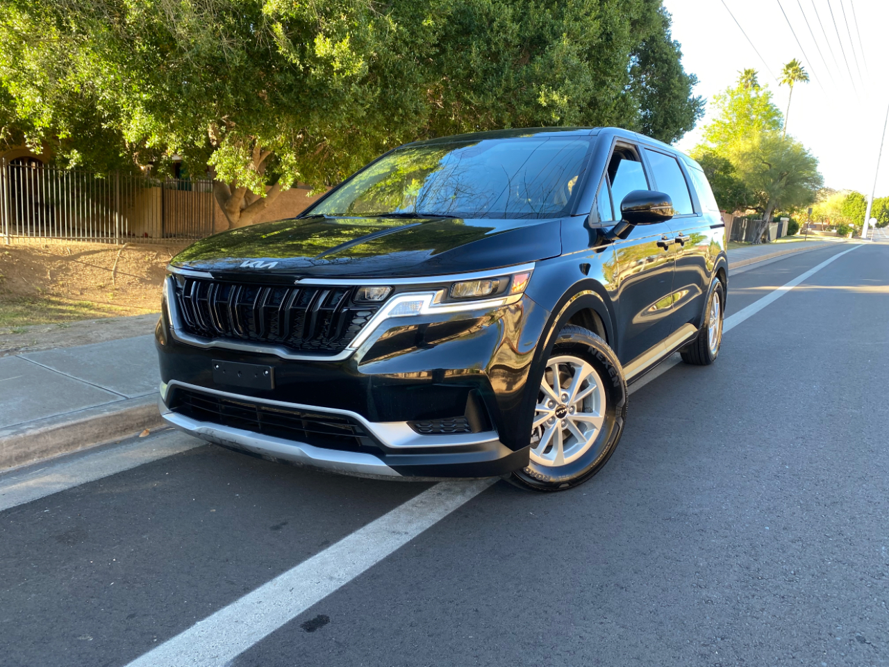 Kia Carnival LX FWD w/Seat Pkg 2024