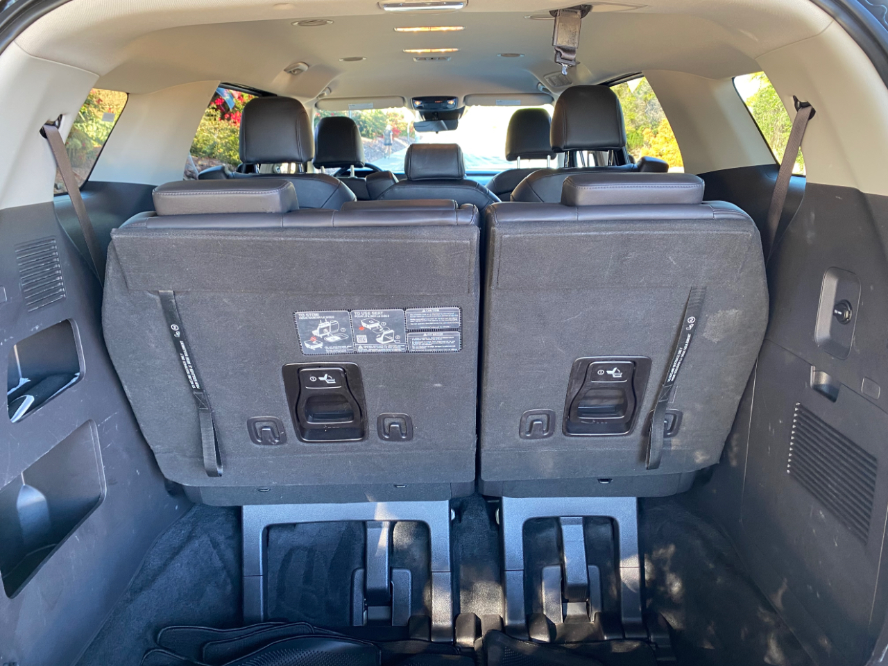 Kia Carnival LX FWD w/Seat Pkg 2024