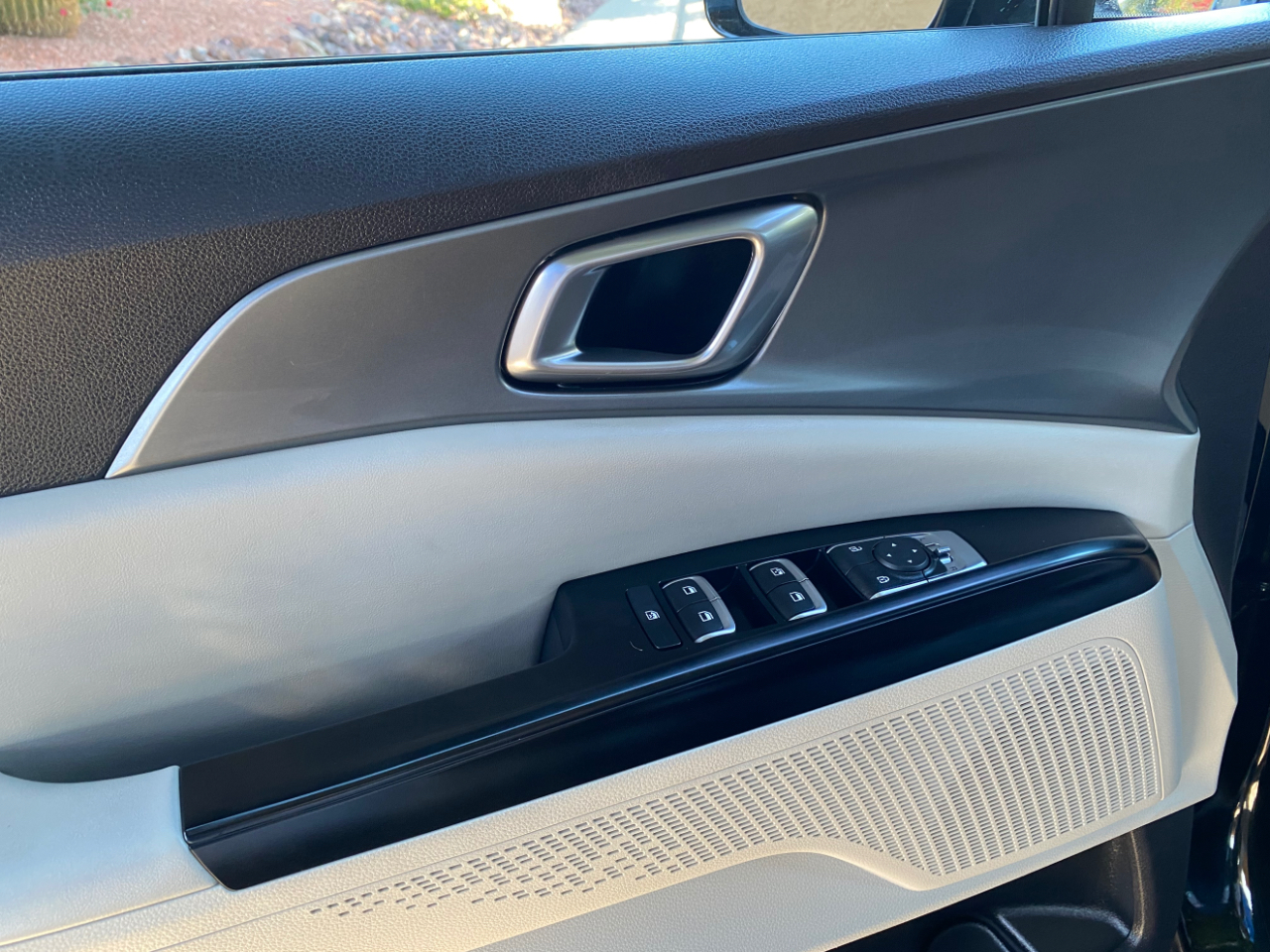 Kia Carnival LX FWD w/Seat Pkg 2024