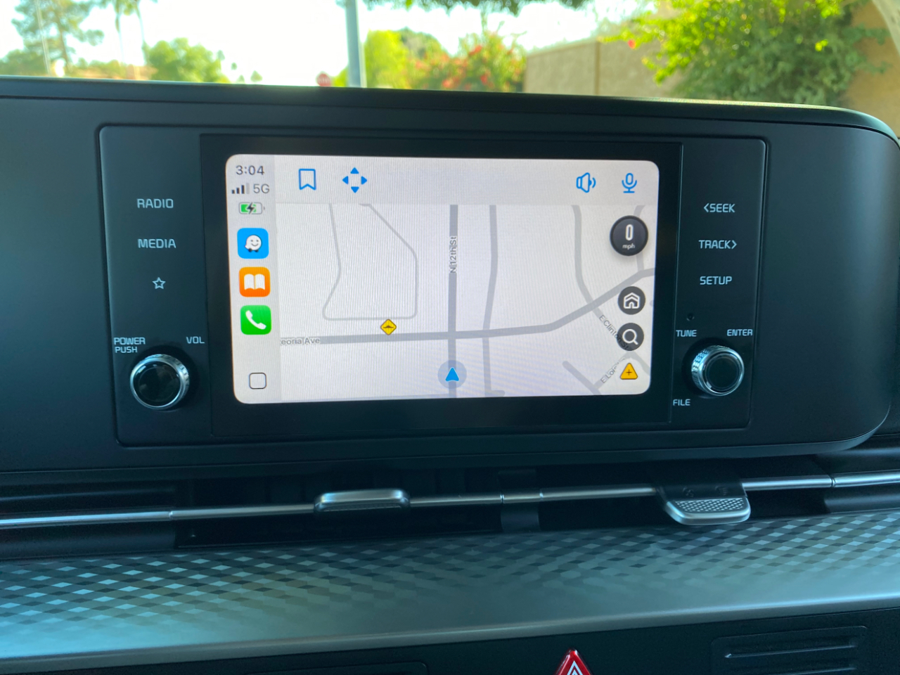 Kia Carnival LX FWD w/Seat Pkg 2024