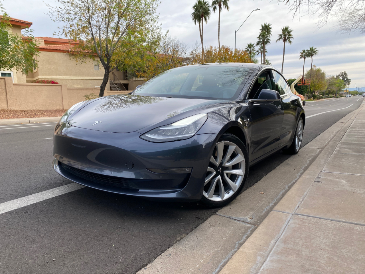 Tesla Model 3 Long Range Battery AWD 2018