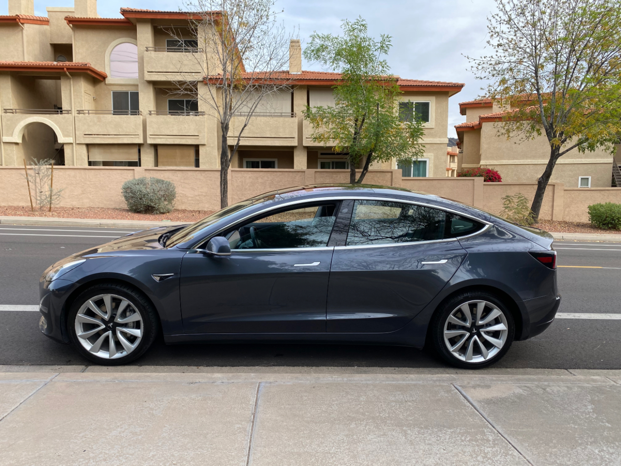 Tesla Model 3 Long Range Battery AWD 2018