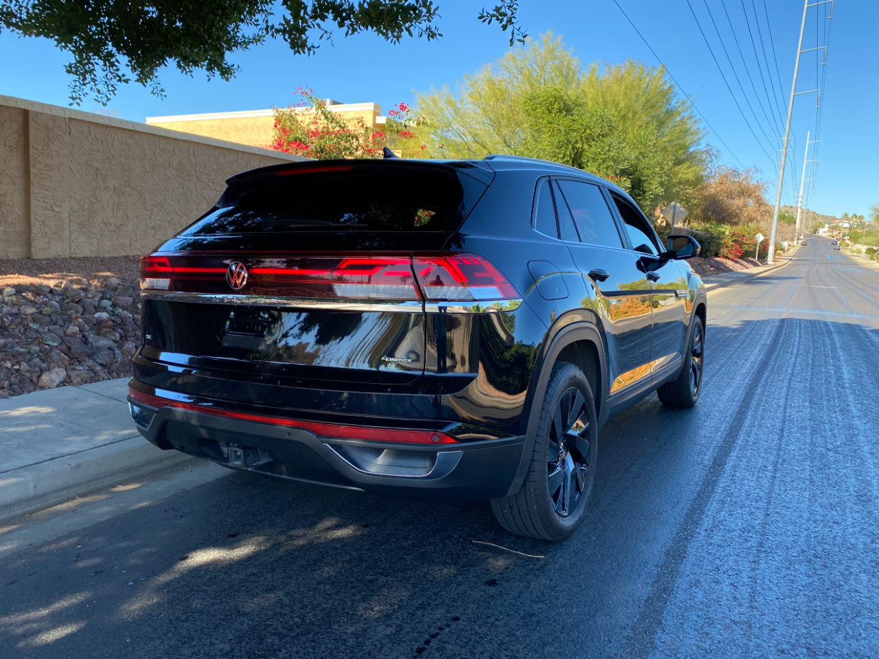 Volkswagen Atlas Cross Sport 2.0T SE 4MOTION 2024