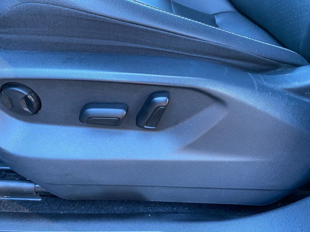 Volkswagen Tiguan 2.0T SE R-Line Black FWD 2021