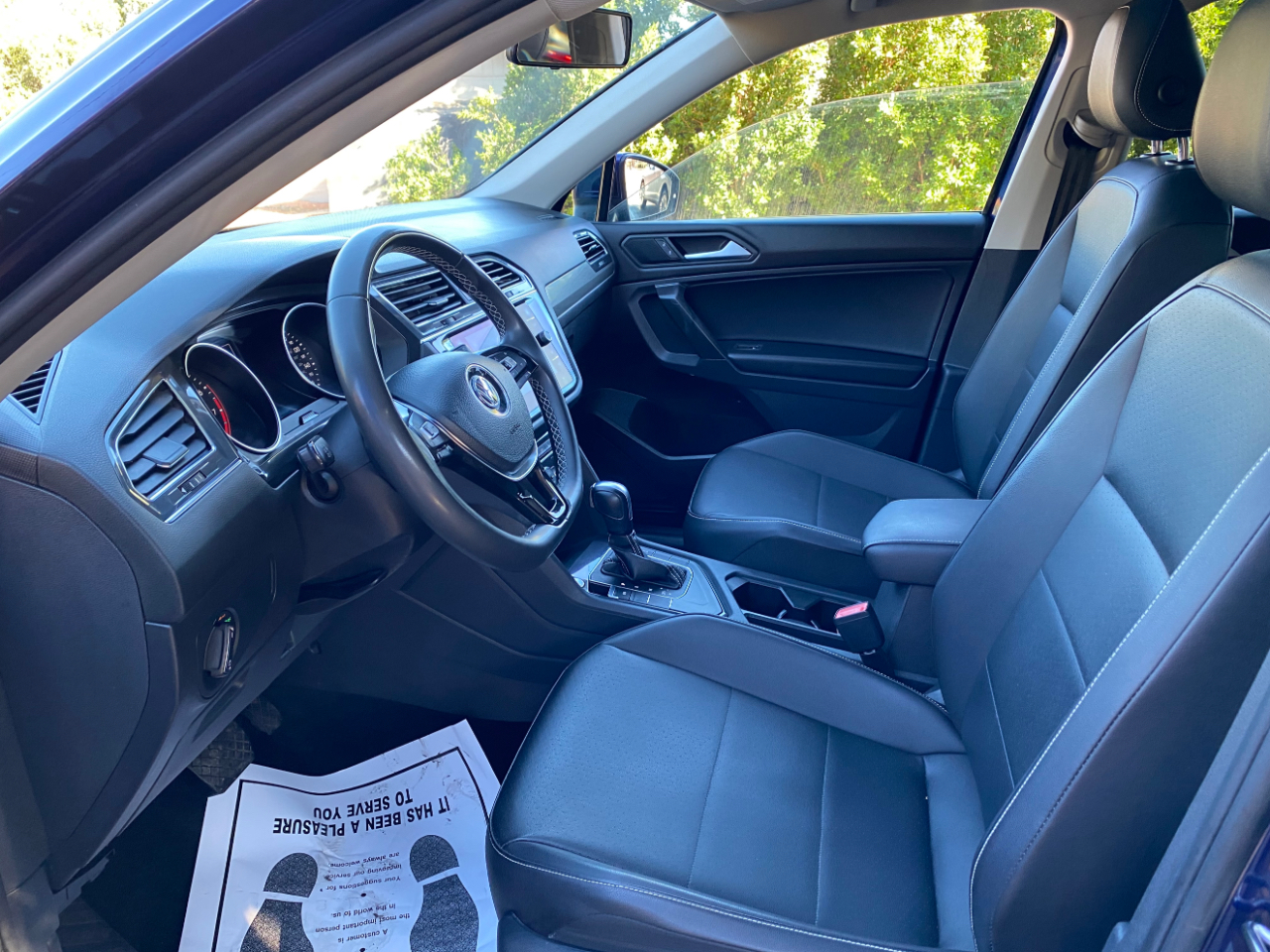 Volkswagen Tiguan 2.0T SE R-Line Black FWD 2021