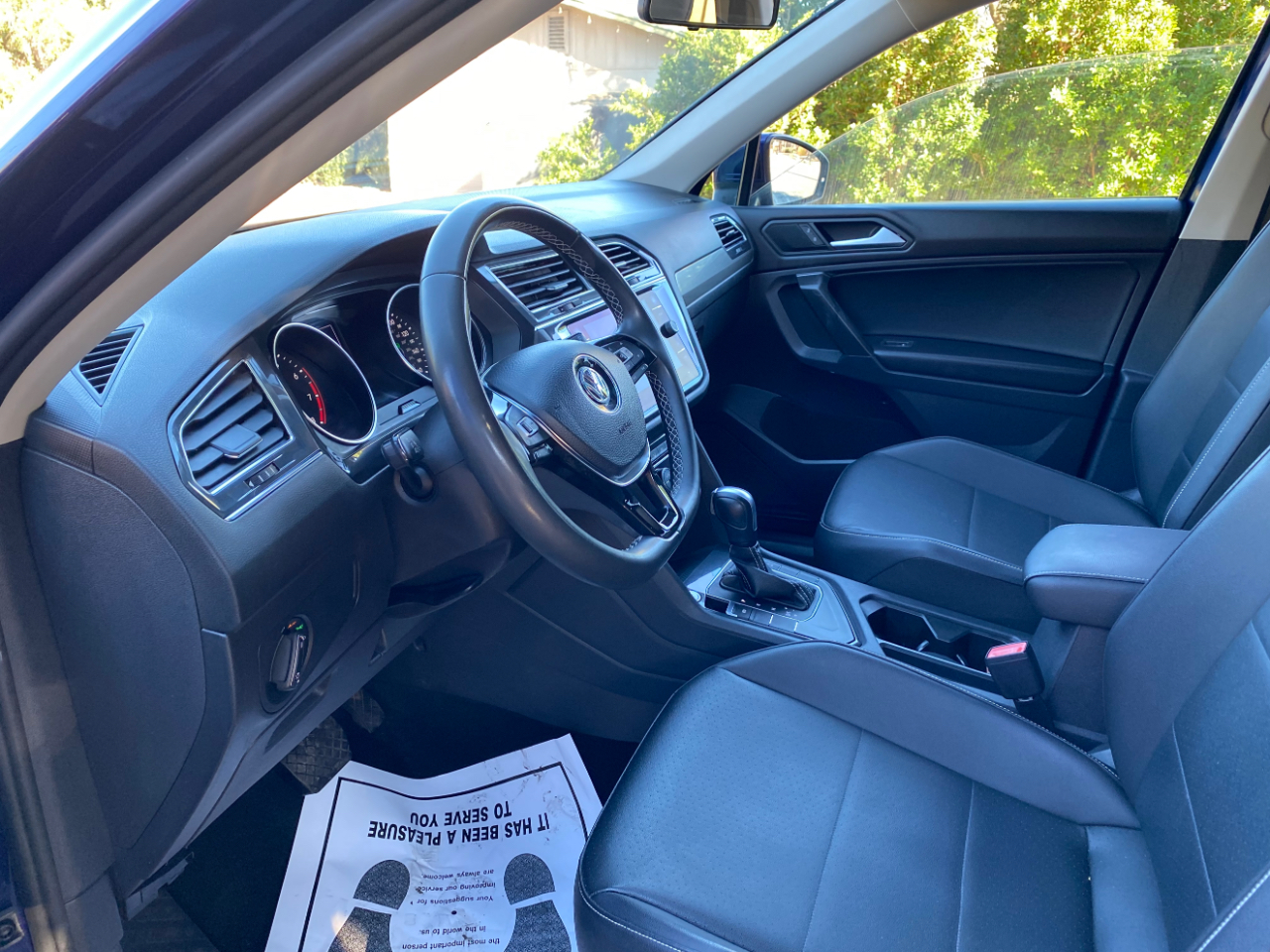 Volkswagen Tiguan 2.0T SE R-Line Black FWD 2021