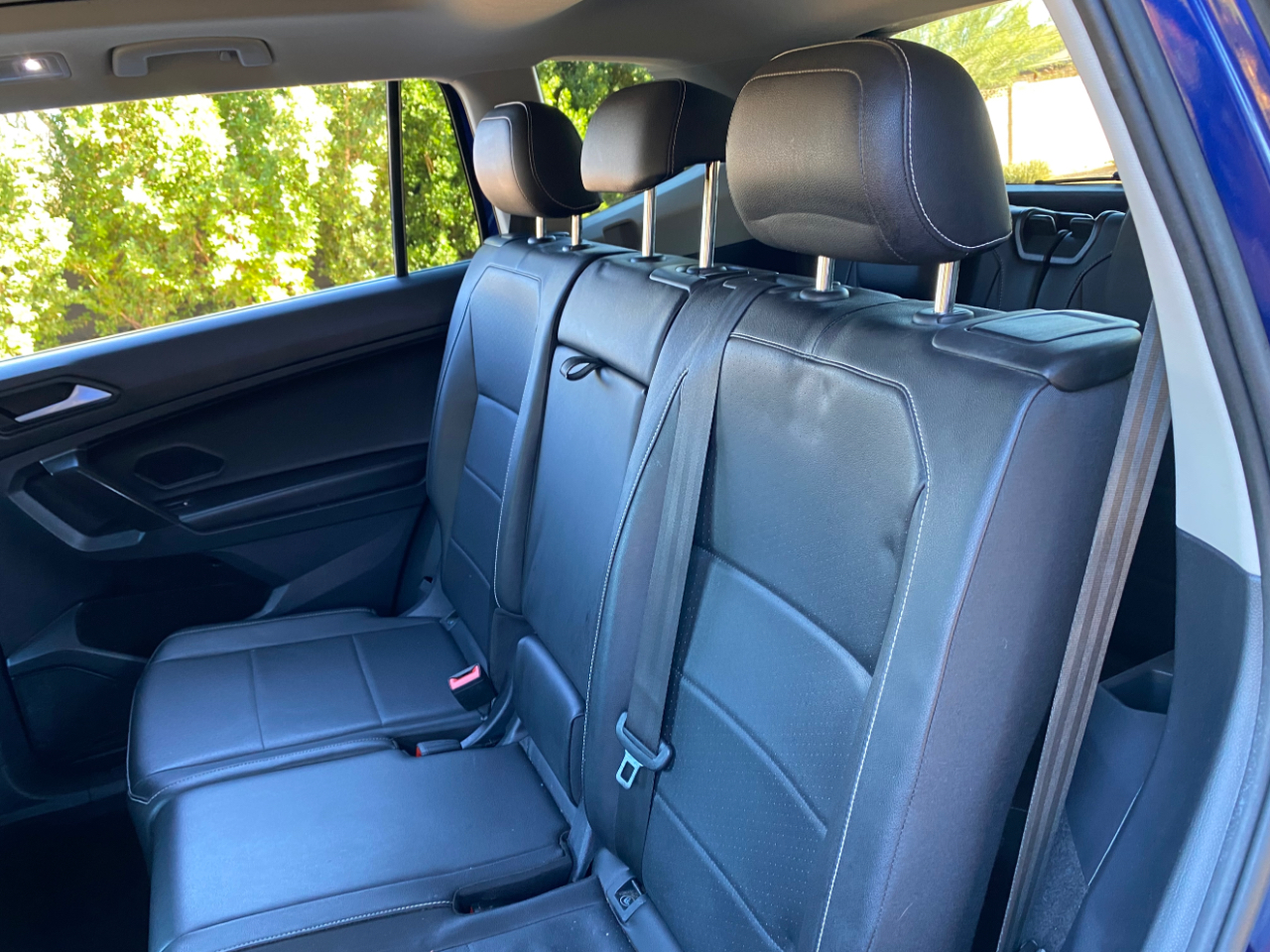 Volkswagen Tiguan 2.0T SE R-Line Black FWD 2021