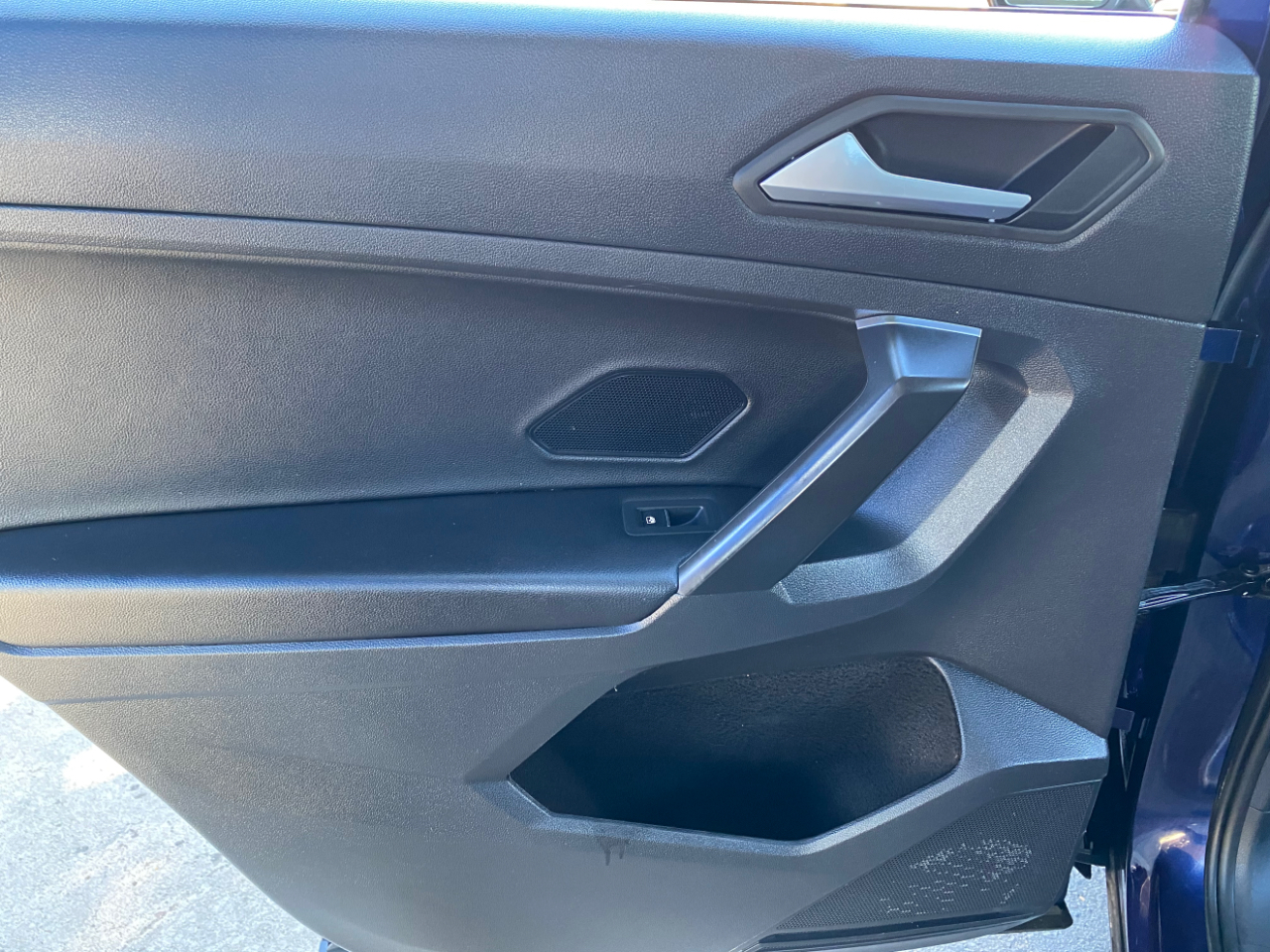 Volkswagen Tiguan 2.0T SE R-Line Black FWD 2021