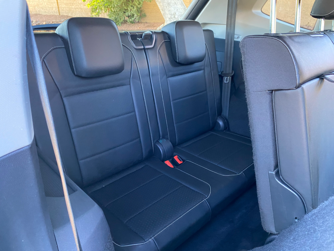 Volkswagen Tiguan 2.0T SE R-Line Black FWD 2021