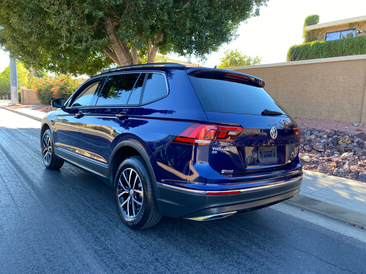 Volkswagen Tiguan 2.0T SE R-Line Black FWD 2021