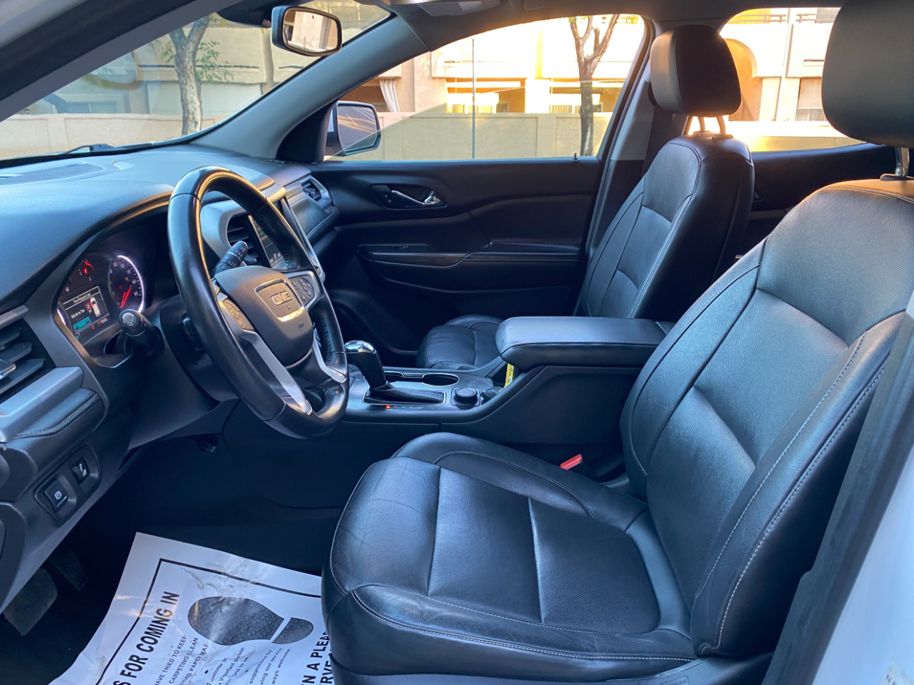 GMC Acadia FWD 4dr SLT w/SLT-1 2018