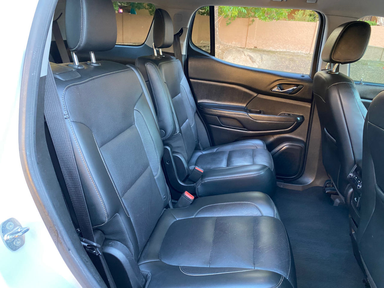 GMC Acadia FWD 4dr SLT w/SLT-1 2018