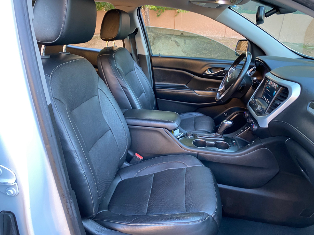 GMC Acadia FWD 4dr SLT w/SLT-1 2018