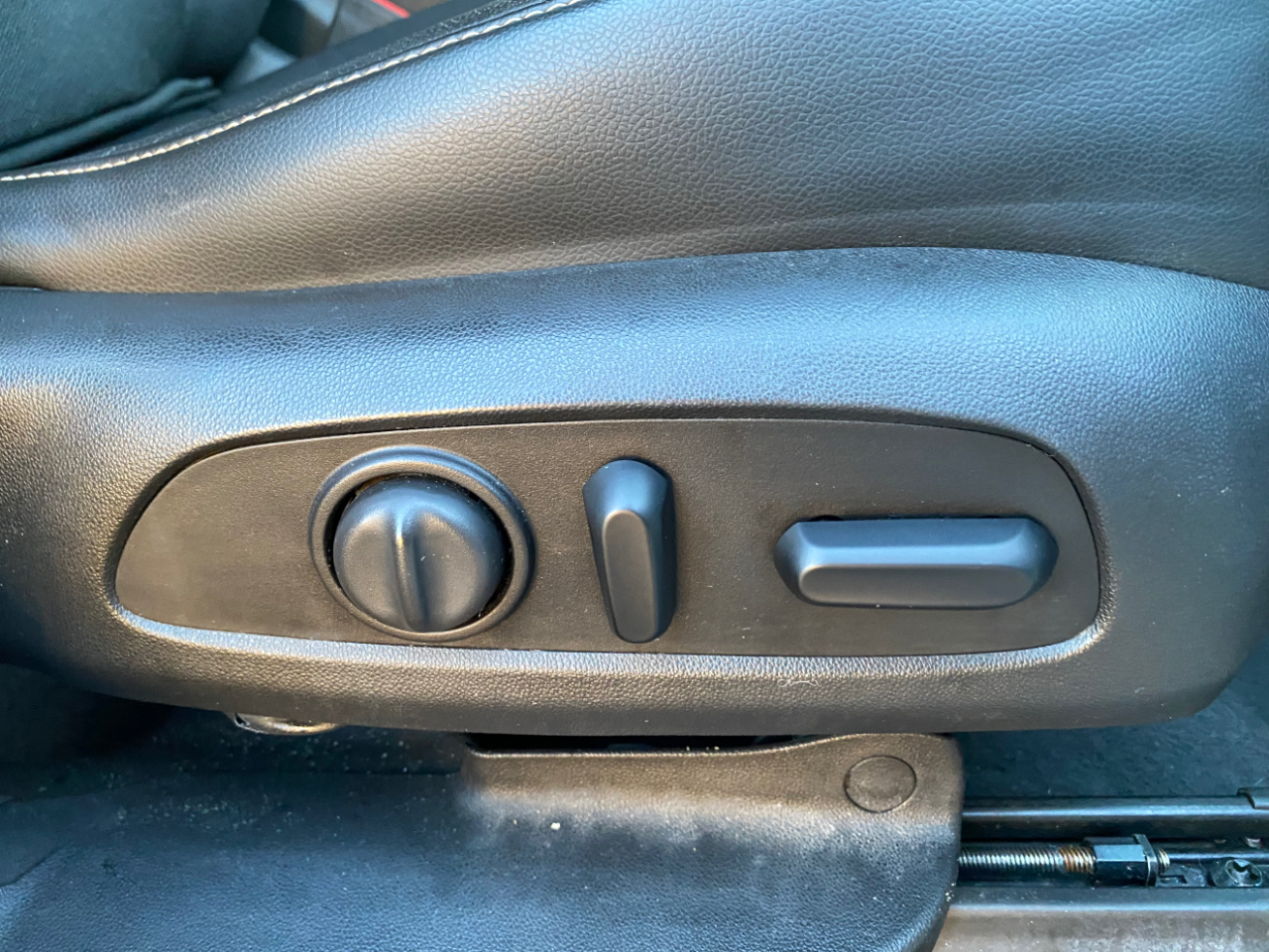 GMC Acadia FWD 4dr SLT w/SLT-1 2018