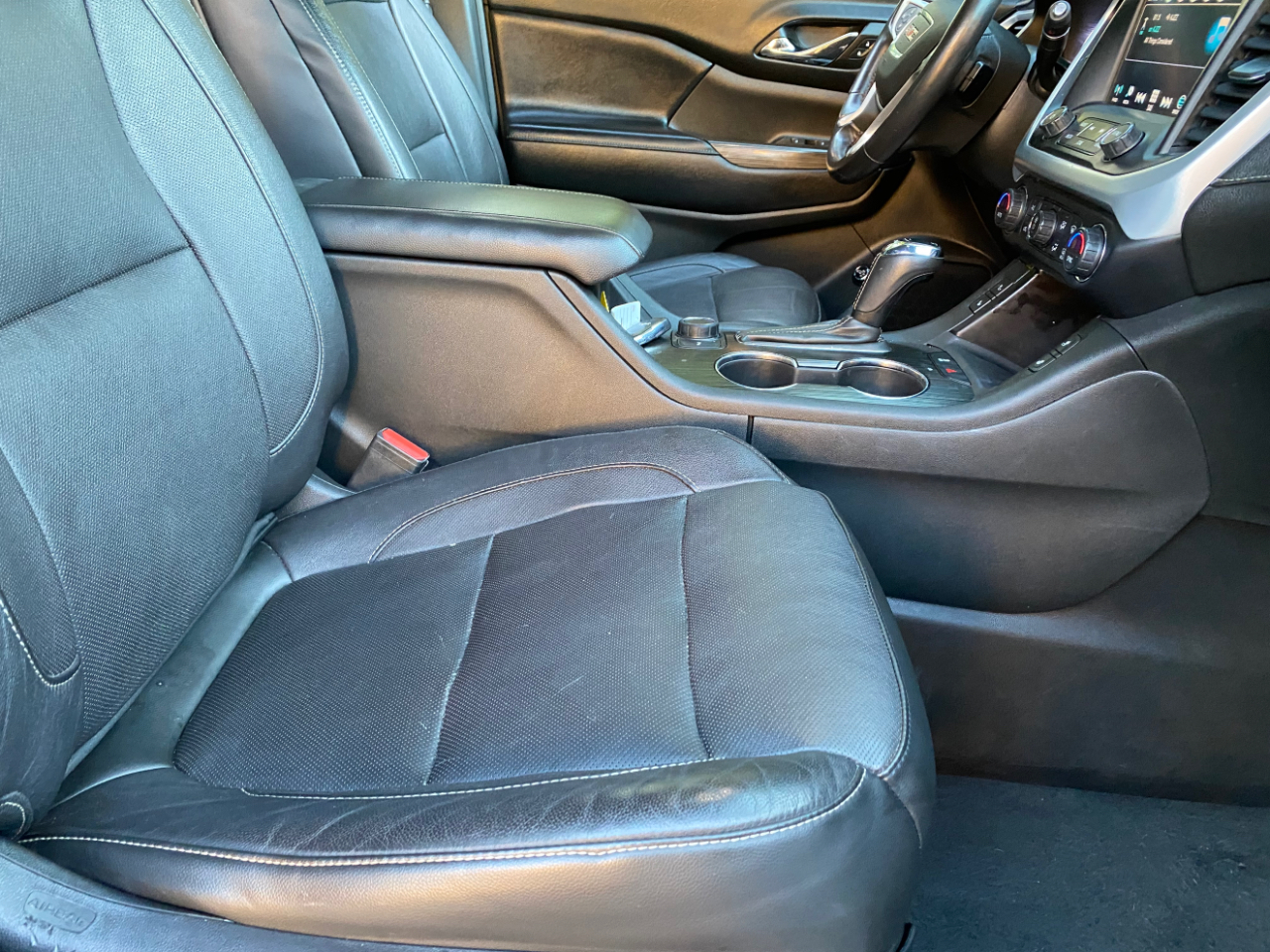 GMC Acadia FWD 4dr SLT w/SLT-1 2018