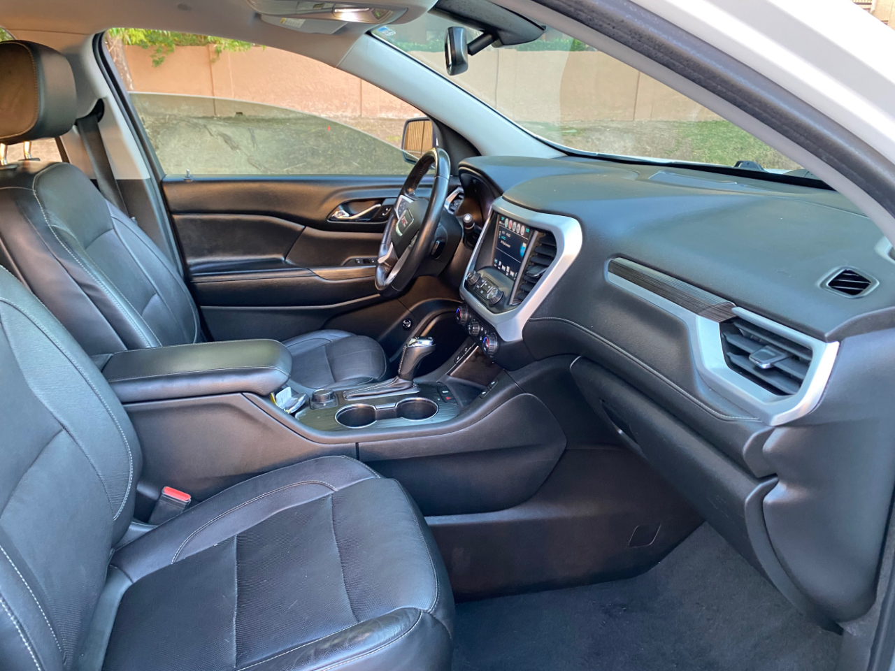 GMC Acadia FWD 4dr SLT w/SLT-1 2018