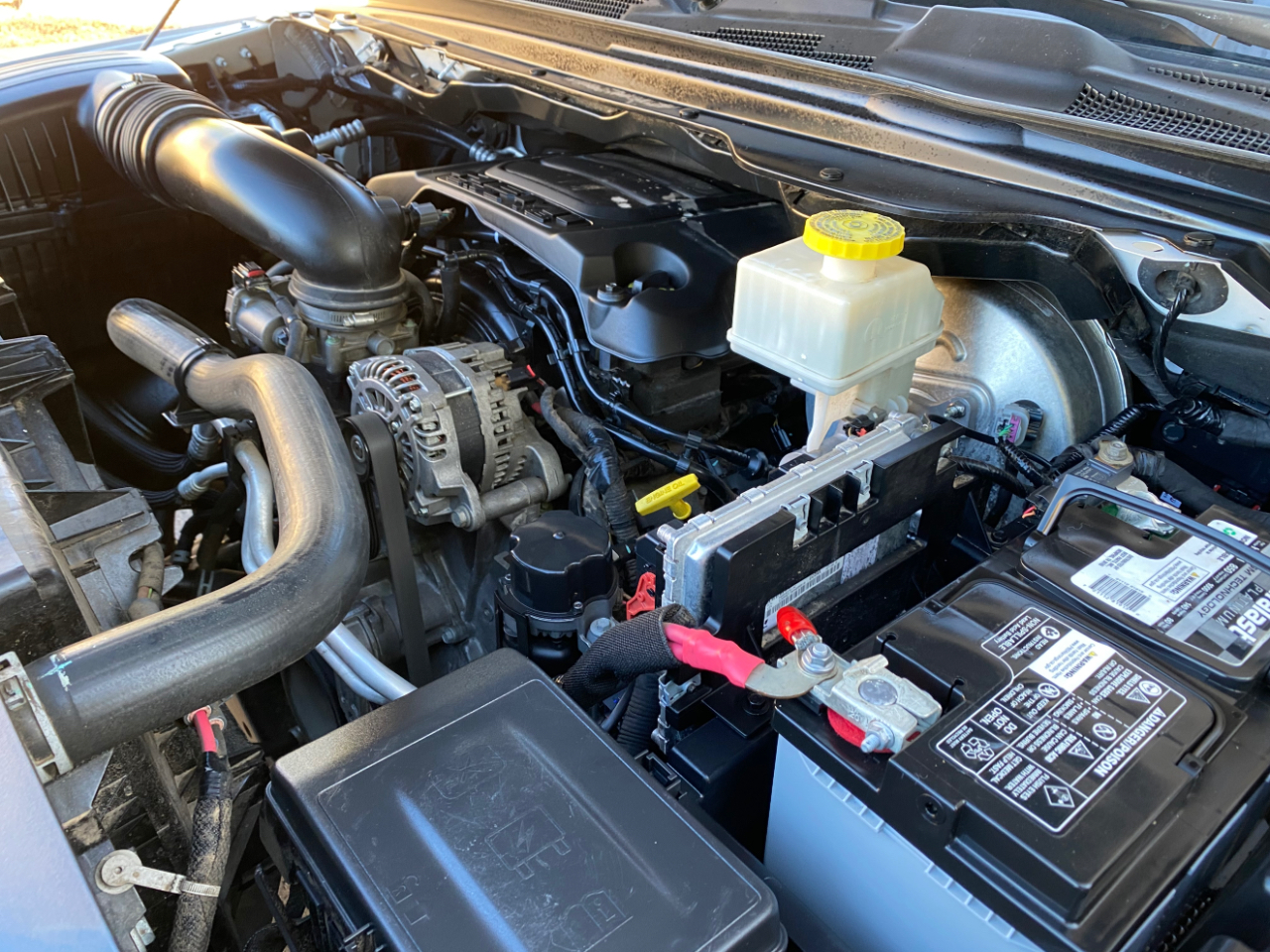 RAM 1500 Big Horn 4x2 Crew Cab 5'7" Box 2021