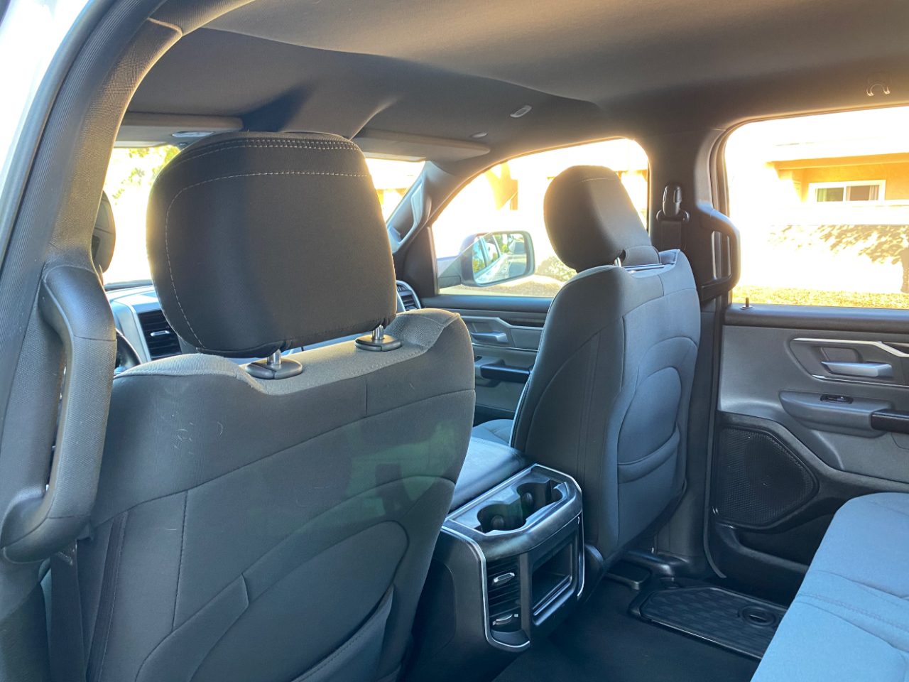 RAM 1500 Big Horn 4x2 Crew Cab 5'7" Box 2021