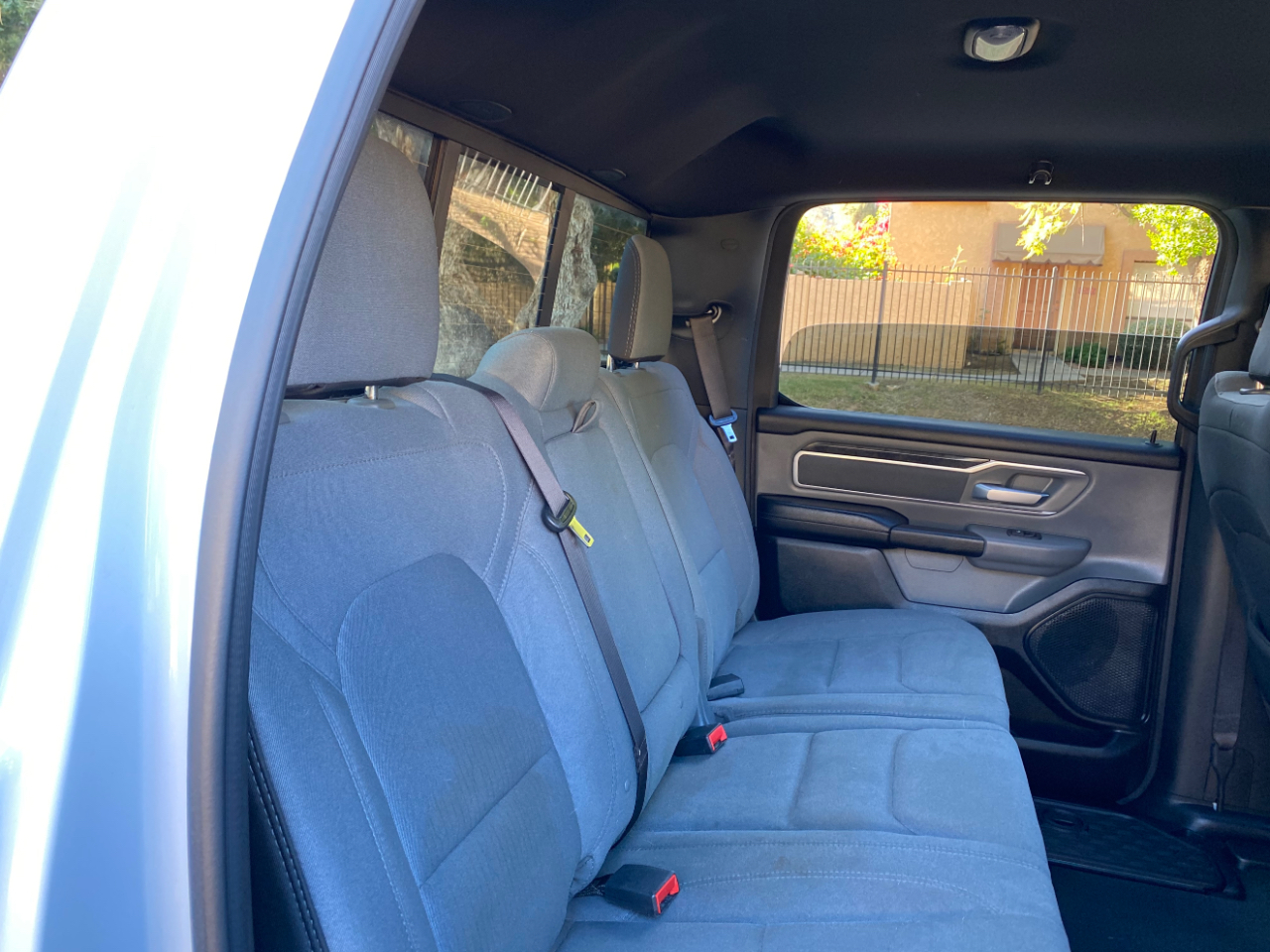 RAM 1500 Big Horn 4x2 Crew Cab 5'7" Box 2021