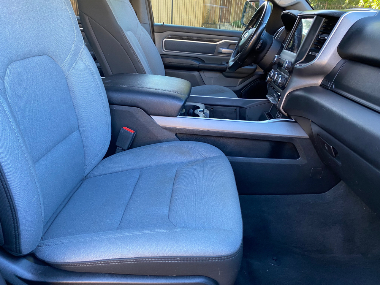 RAM 1500 Big Horn 4x2 Crew Cab 5'7" Box 2021