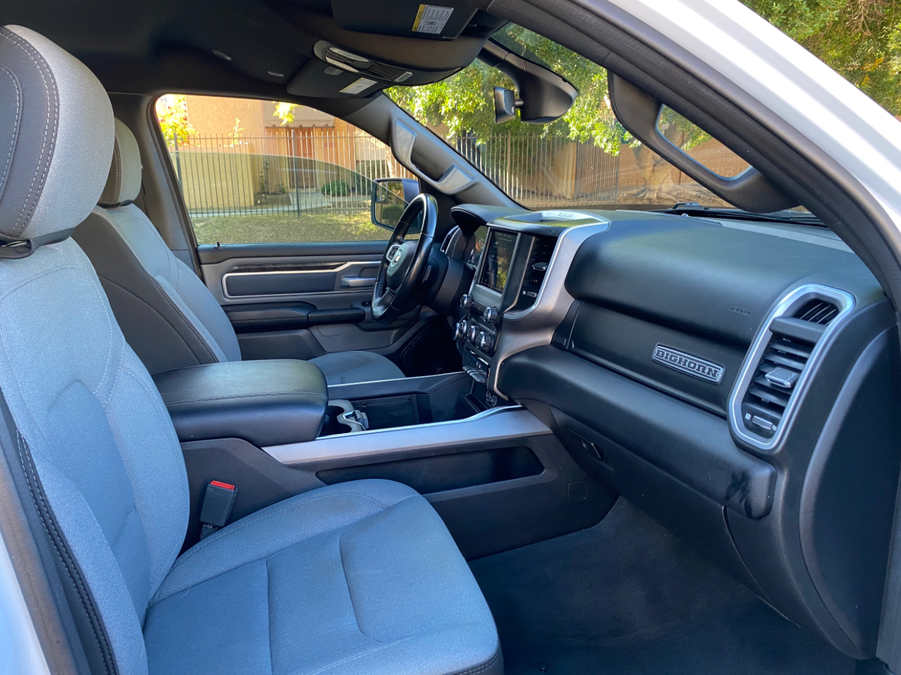 RAM 1500 Big Horn 4x2 Crew Cab 5'7" Box 2021