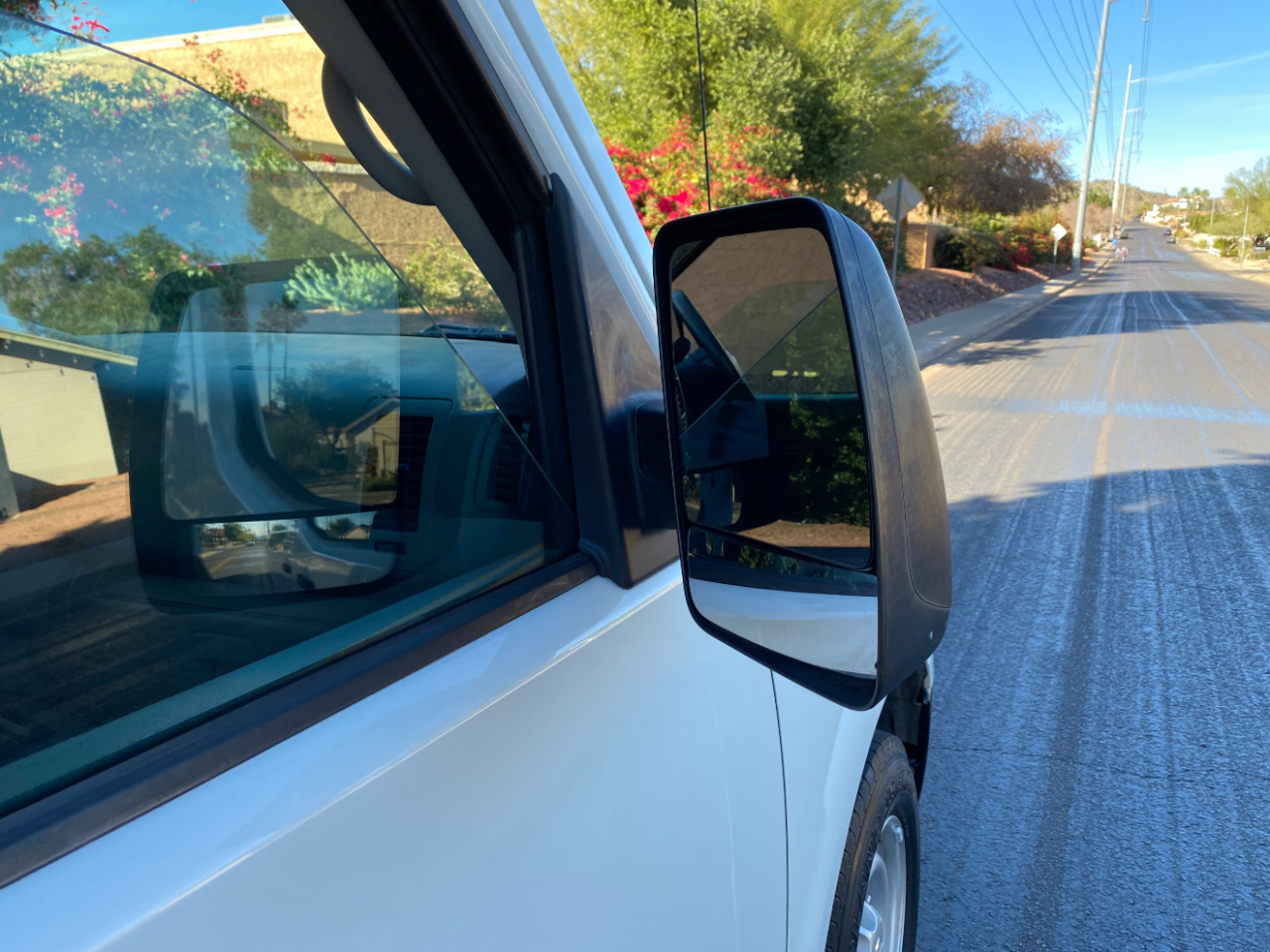 Nissan NV Standard Roof 1500 V6 S 2016