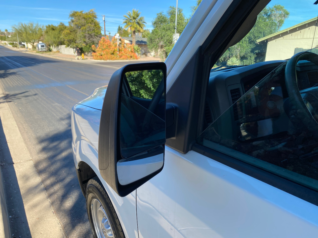 Nissan NV Standard Roof 1500 V6 S 2016