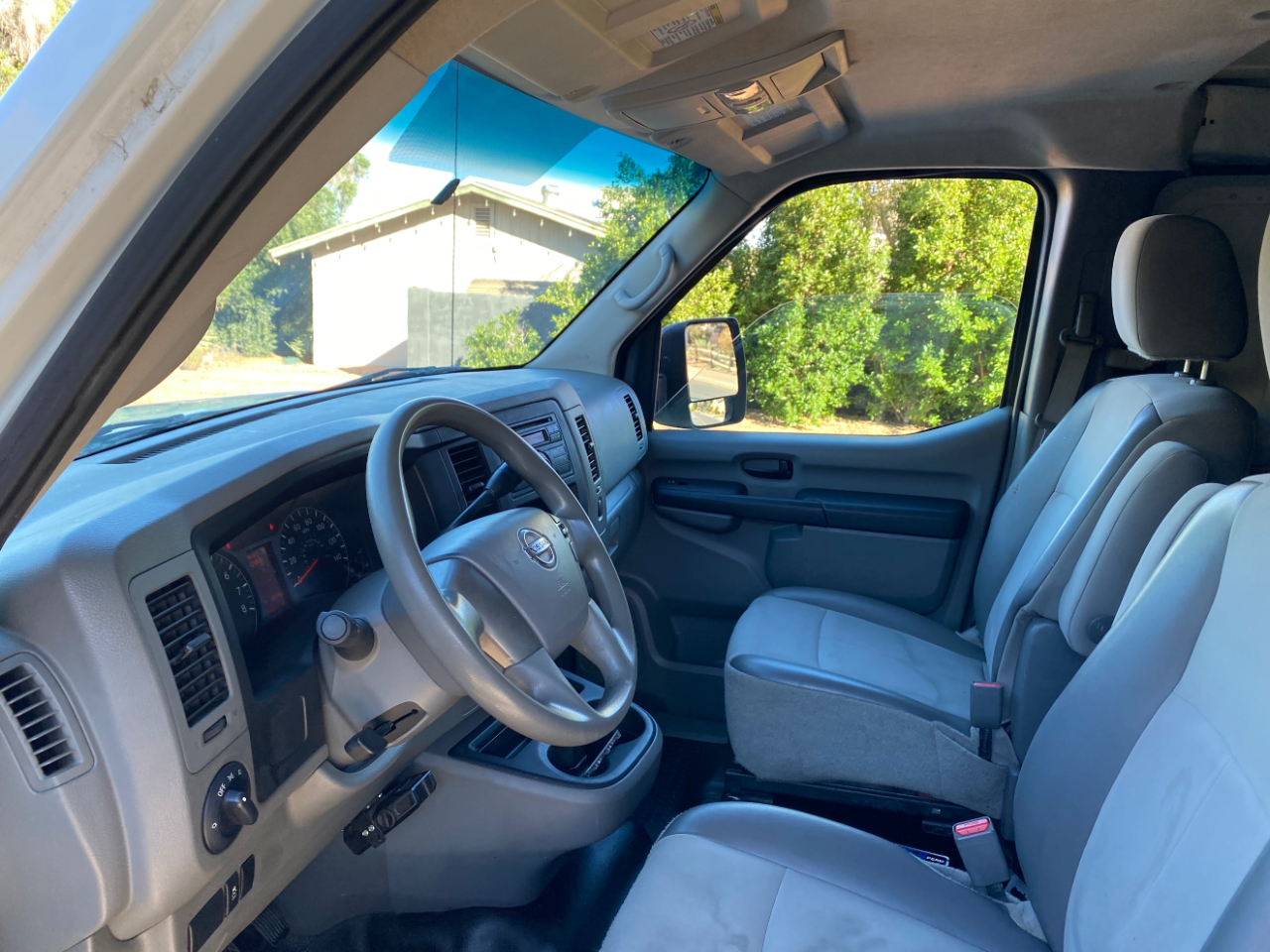 Nissan NV Standard Roof 1500 V6 S 2016