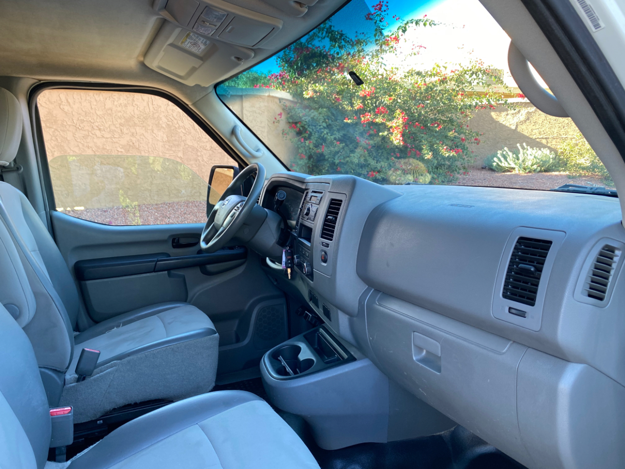 Nissan NV Standard Roof 1500 V6 S 2016