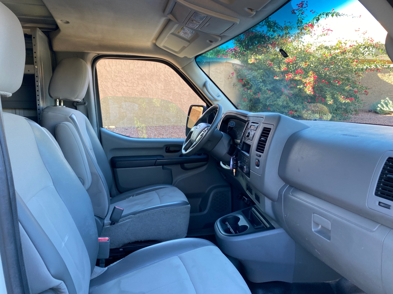 Nissan NV Standard Roof 1500 V6 S 2016