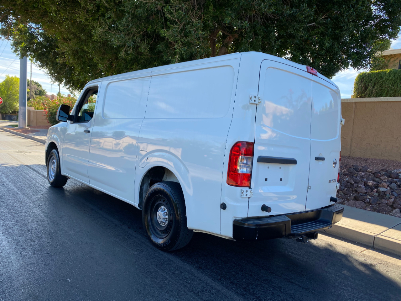 Nissan NV Standard Roof 1500 V6 S 2016
