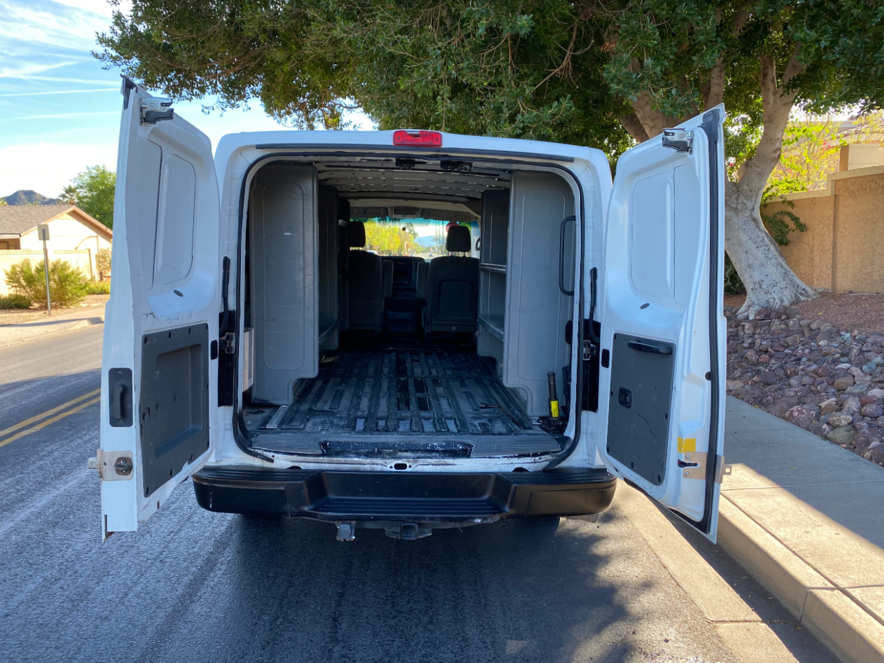 Nissan NV Standard Roof 1500 V6 S 2016