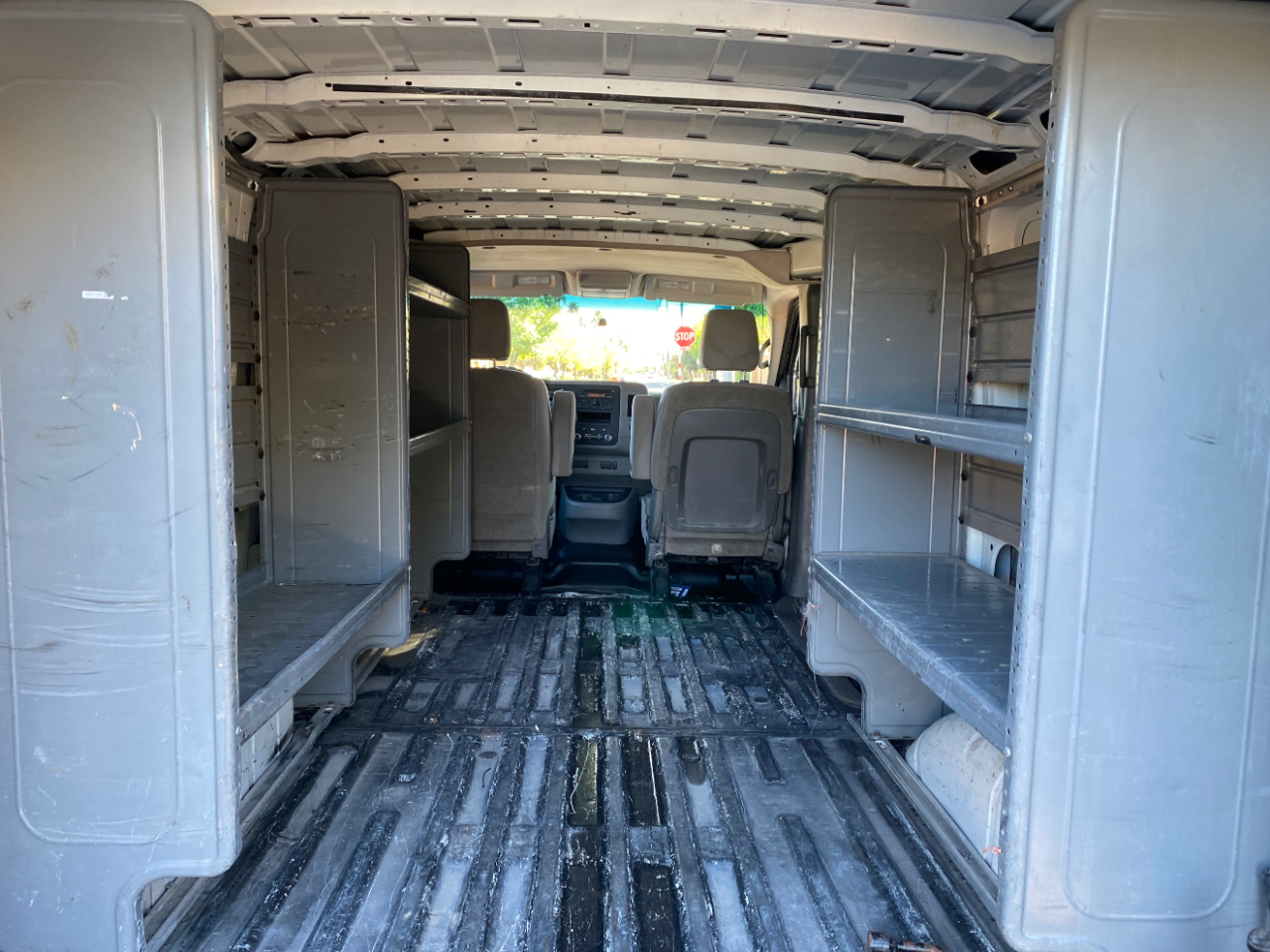 Nissan NV Standard Roof 1500 V6 S 2016